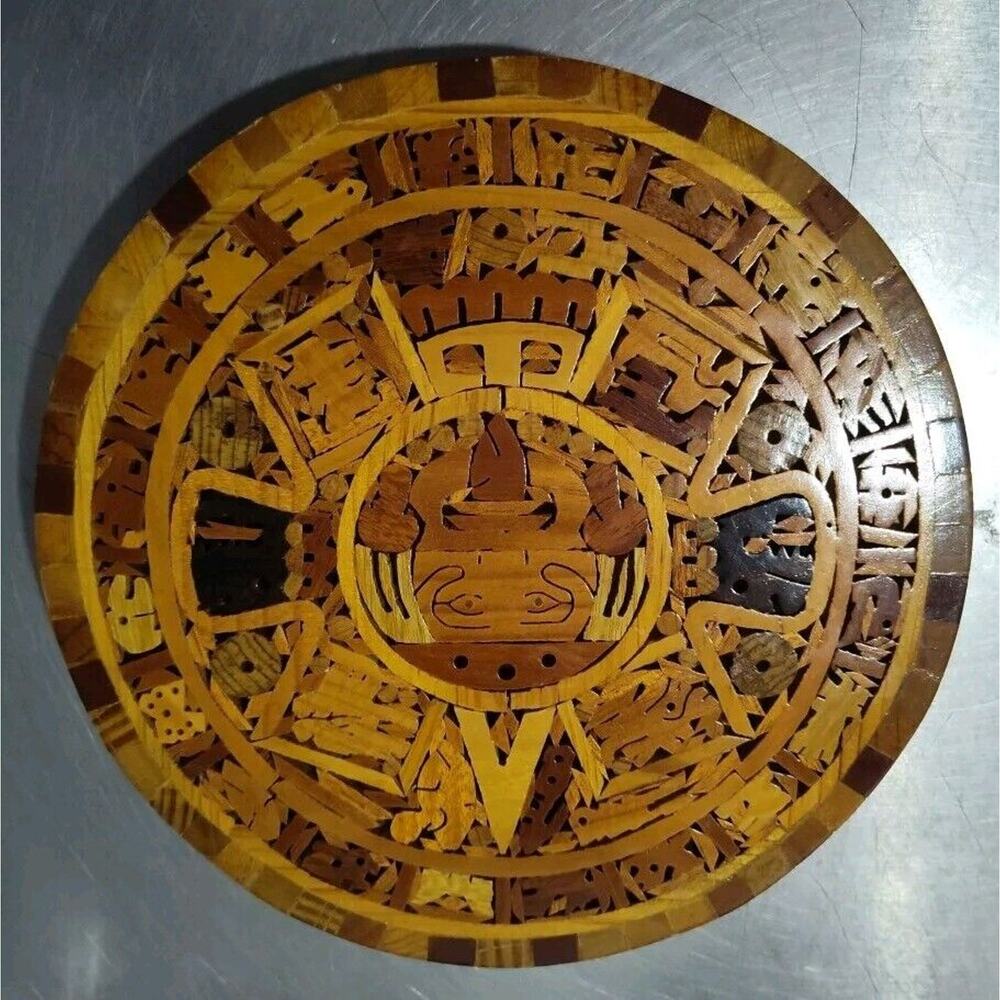VTG 8" Wooden Aztec Mayan Mexico Calendar Hand Carved Inlay Wood Art Mexican
